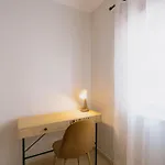 14 - Sal & Lua Apartment *