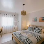 14 - Sal & Lua Apartment *