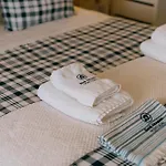 14 - Sal & Lua Apartment